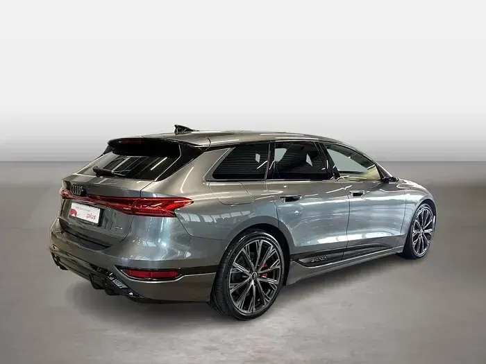 Gebraucht Audi A6 e-tron Edition .1 314 kW (428 PS) 2025 Daytonagrau perleffekt Kombi