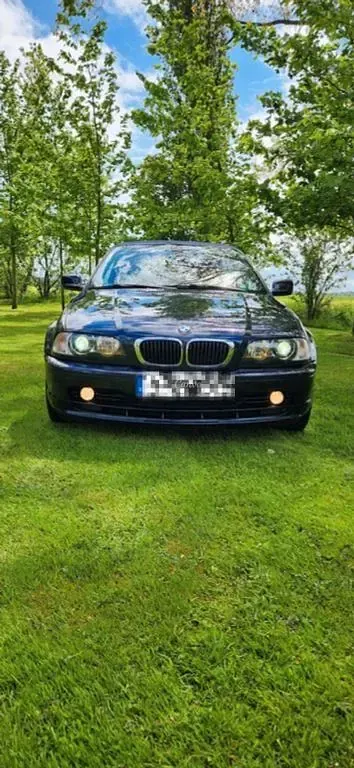 Używany BMW 320 170 KM (125 kW) 2002 Niebieski Kabriolet