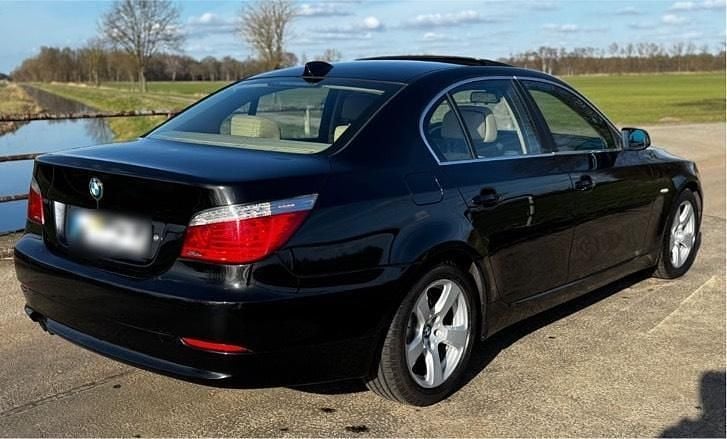 Używany BMW 535 306 KM (225 kW) 2010 Czarny Sedan/Limuzyna