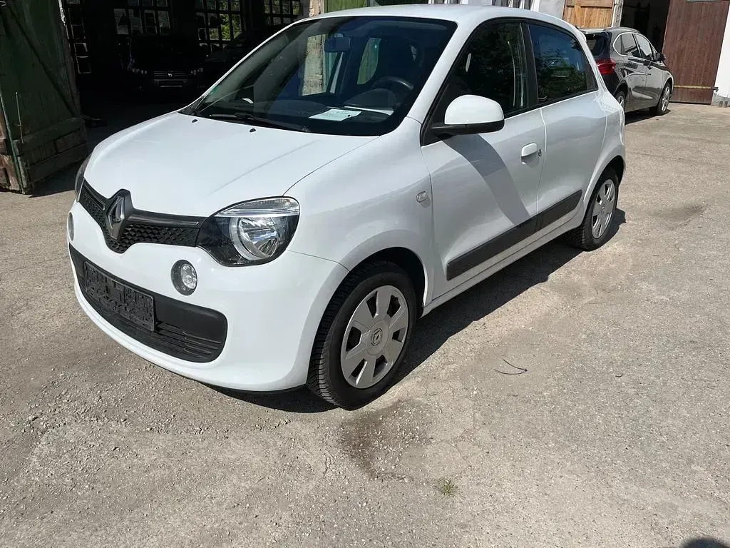 Gebraucht Renault Twingo Life 71 PS (52 kW) 2016 Weiß Kleinwagen