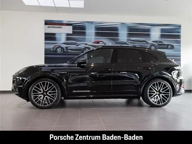 Second-hand Porsche Cayenne Black Edition 470 CP (345 kW) 2026 Negru SUV