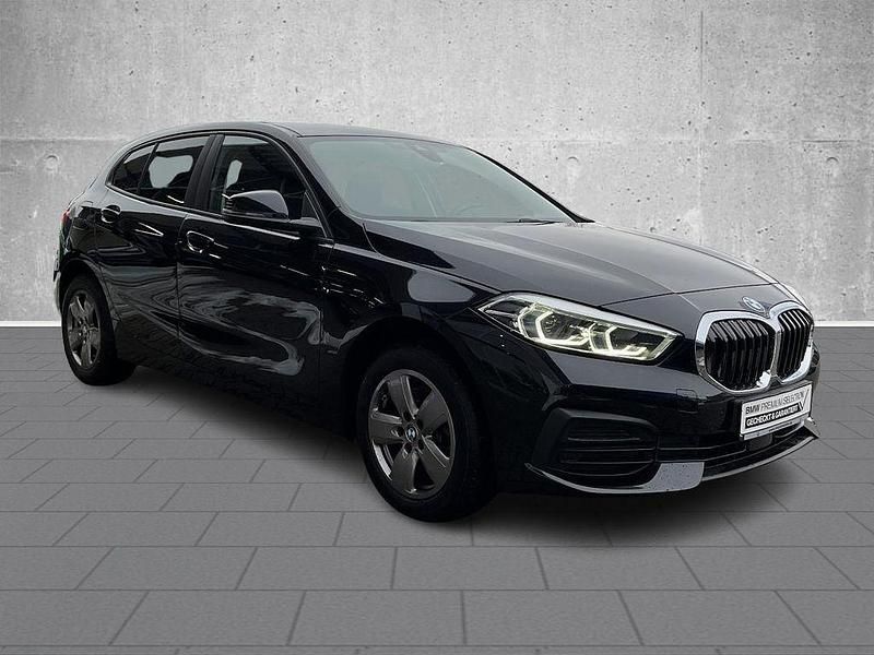 Gebraucht BMW 118 Advantage 136 PS (100 kW) 2023 Schwarz Kleinwagen