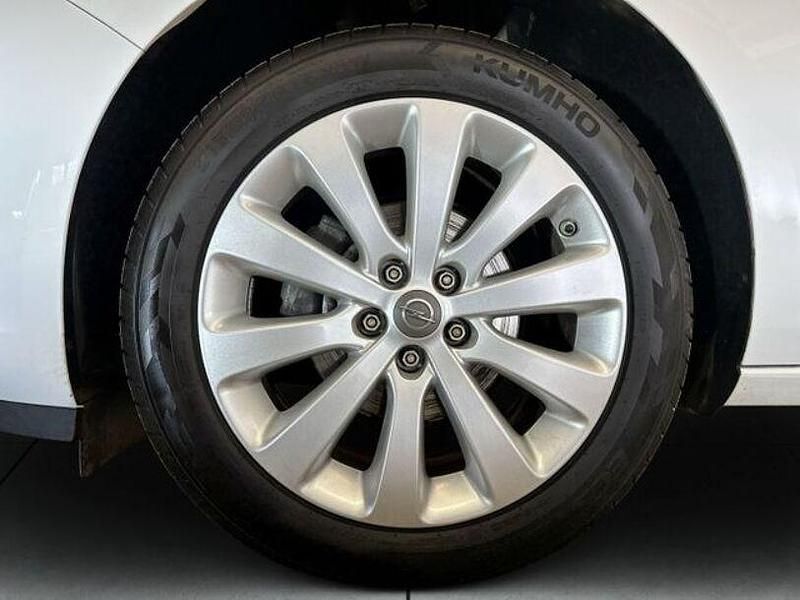 Gebraucht Opel Astra Style 116 PS (85 kW) 2014 Schneeweiß Limousine