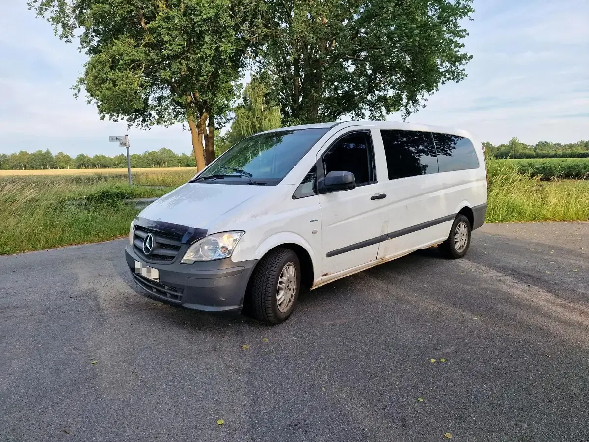 Gebraucht Mercedes Viano 140 PS (102 kW) 2013 Weiß Van / Kleinbus