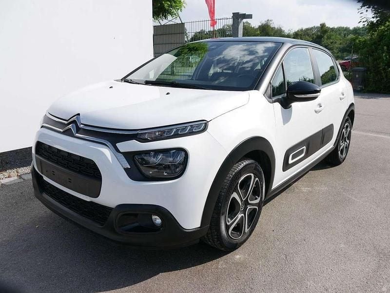Weiß Gebraucht 2022 Citroën C3 PureTech Kleinwagen | 11.290 € (Guter Preis) - Bild 1/4