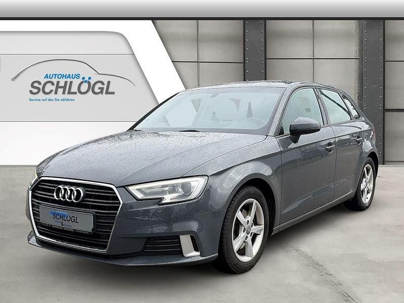 Gebraucht Audi A3 Sport 150 PS (110 kW) 2018 Grau Limousine