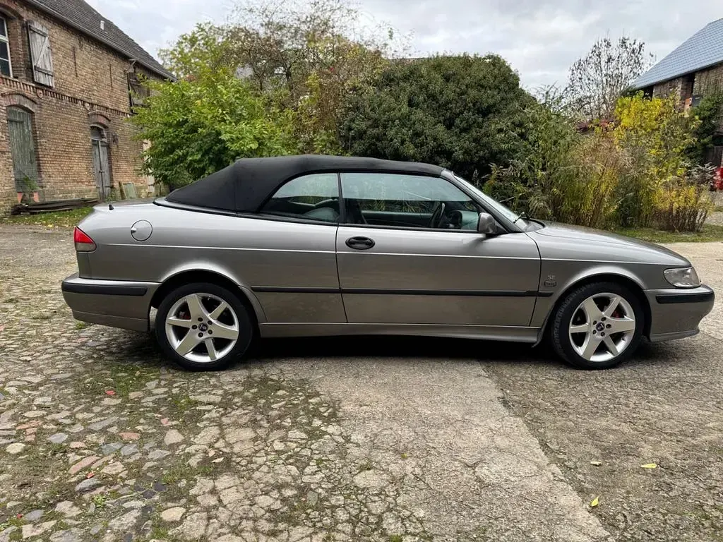 Occasion Saab 9-3 Cabriolet 150 ch (110 kW) 2001 Argent Cabriolet