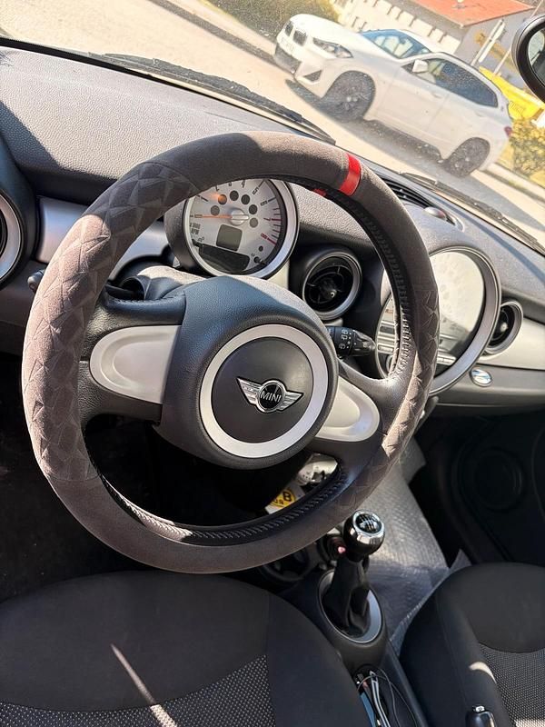 Usata Mini Cooper 70 CV (51 kW) 2008 Nero Utilitaria