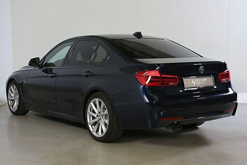 Gebraucht BMW 330 M Sport 258 PS (189 kW) 2017 Blau Limousine