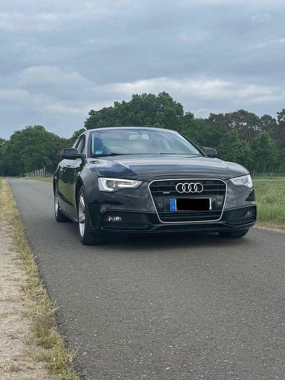 Schwarz Gebraucht 2016 Audi A5 S-Line Coupé | 13.900 € (Fairer Preis) - Bild 1/4