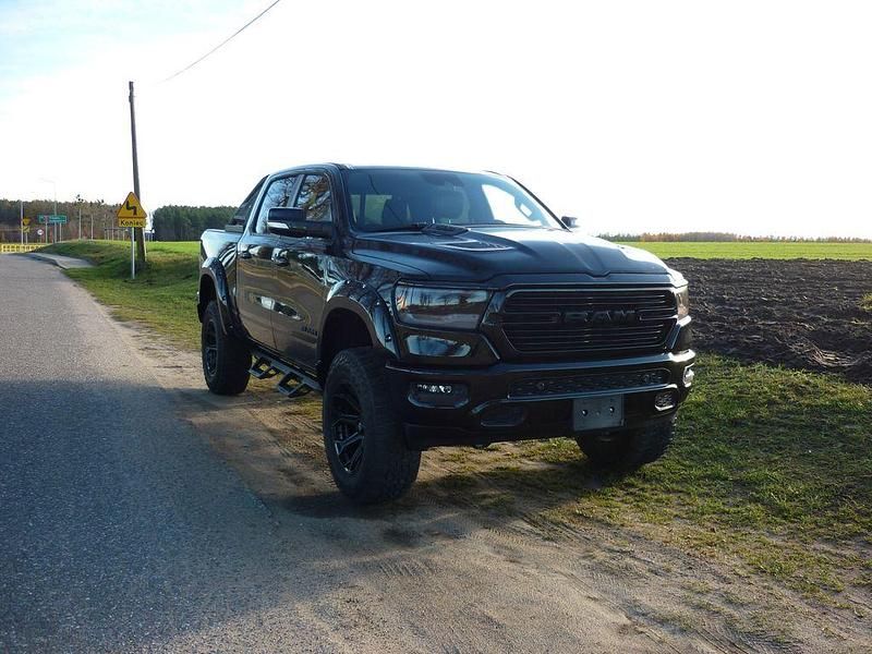 Schwarz Gebraucht 2021 Dodge Ram Abholung | 38.900 € (Superpreis) - Bild 1/4