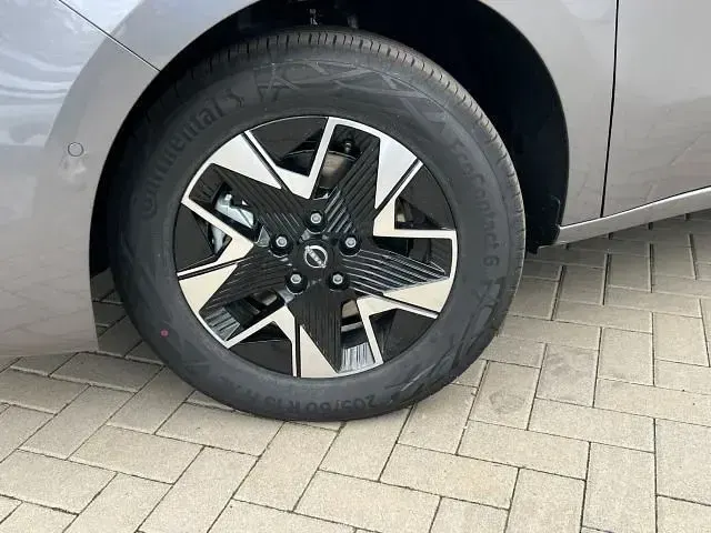 Neu Nissan Townstar Tekna 131 PS (96 kW) 2026 Grau Kombi