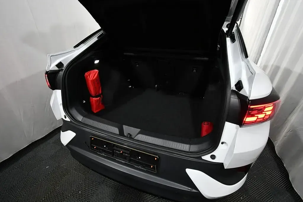 Second-hand VW ID.5 GTX 219 kW (299 CP) 2023 Alb SUV