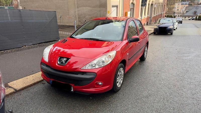 Gebraucht Peugeot 206 75 PS (55 kW) 2009 Rot Limousine