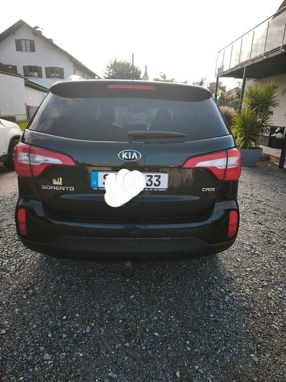 Schwarz Gebraucht 2015 Kia Sorento Vision SUV | 14.900 € (Etwas zu teuer) - Bild 1/4