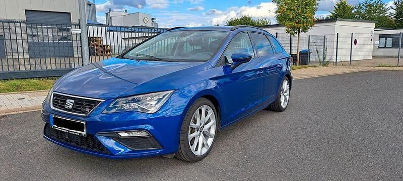 Blau Gebraucht 2018 Seat Leon ST FR Kombi | 22.000 € (Teuer) - Bild 1/4