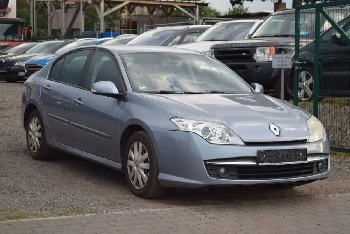 Occasion Renault Laguna III Expression 110 ch (80 kW) 2008 Bleue Berline
