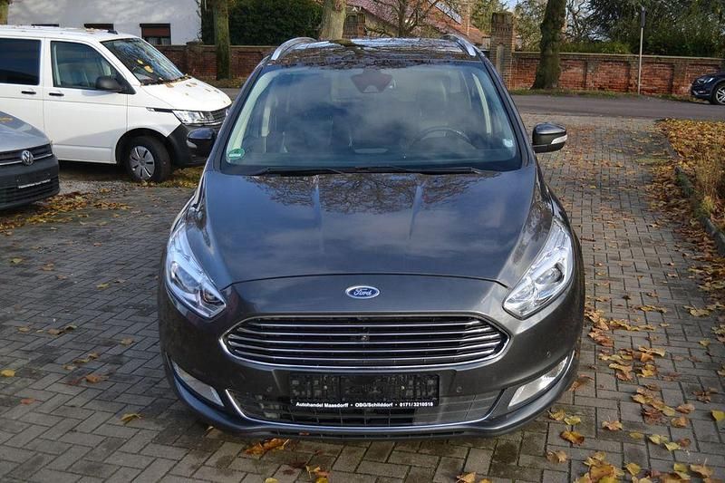 Gebraucht Ford Galaxy Titanium 179 PS (131 kW) 2017 Grau Van / Kleinbus