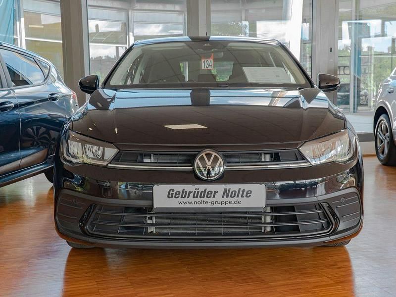 Gebraucht VW Polo Move 95 PS (69 kW) 2024 Schwarz / Kleinwagen