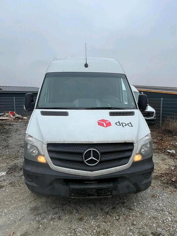 Gebraucht Mercedes Sprinter 163 PS (119 kW) 2018 Weiß Van