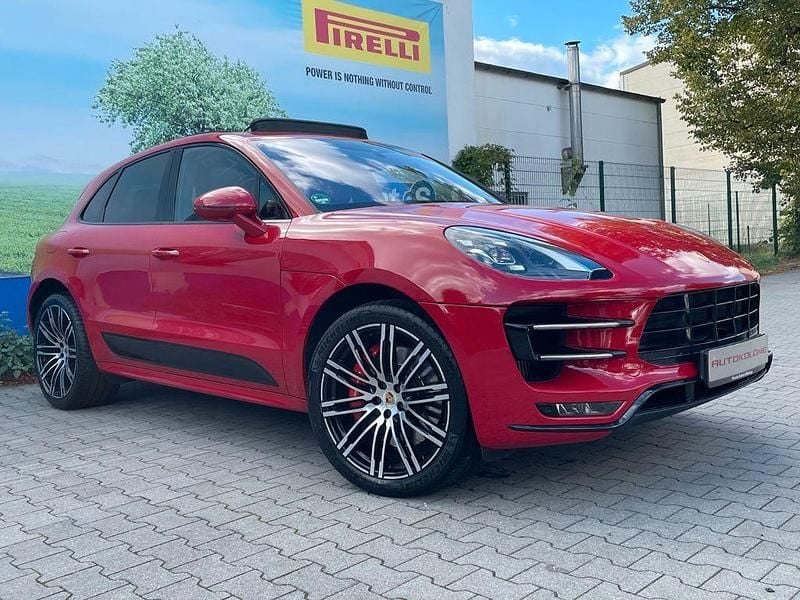 Gebraucht Porsche Macan Turbo Performance Package 441 PS (324 kW) 2017 Rot SUV