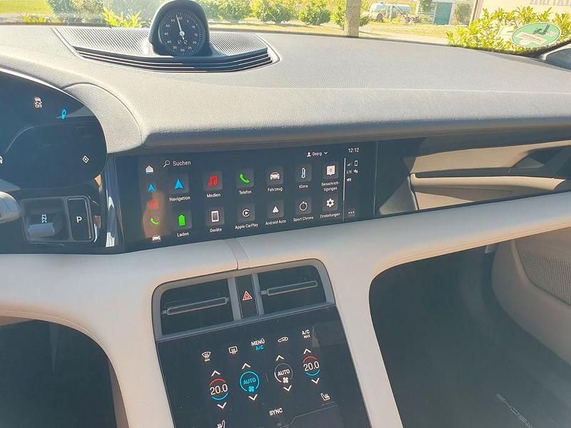 Gebraucht Porsche Taycan 350 kW (476 PS) 2022 Weiß Limousine