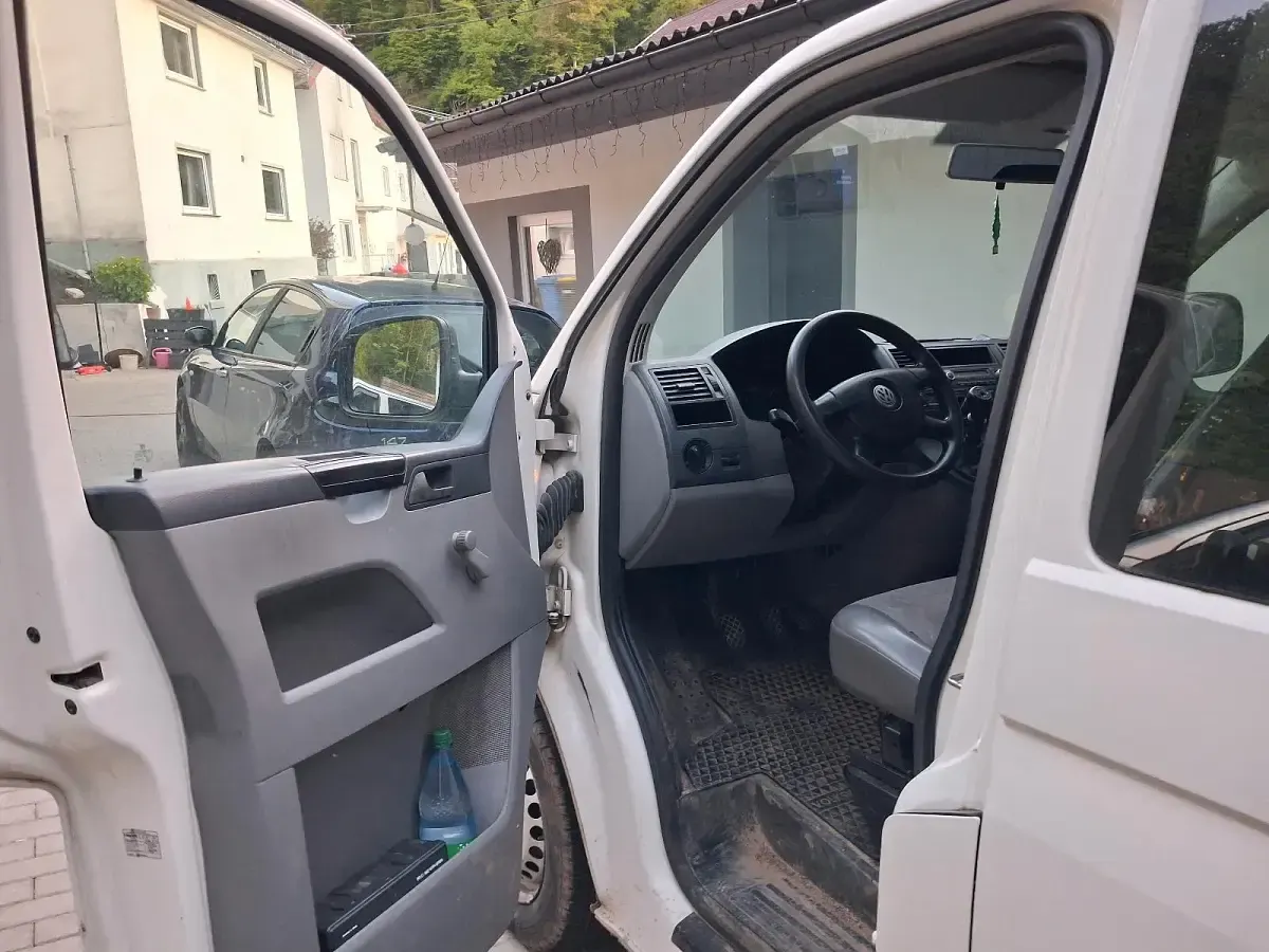 Gebraucht VW Transporter 130 PS (95 kW) 2009 Weiß Van