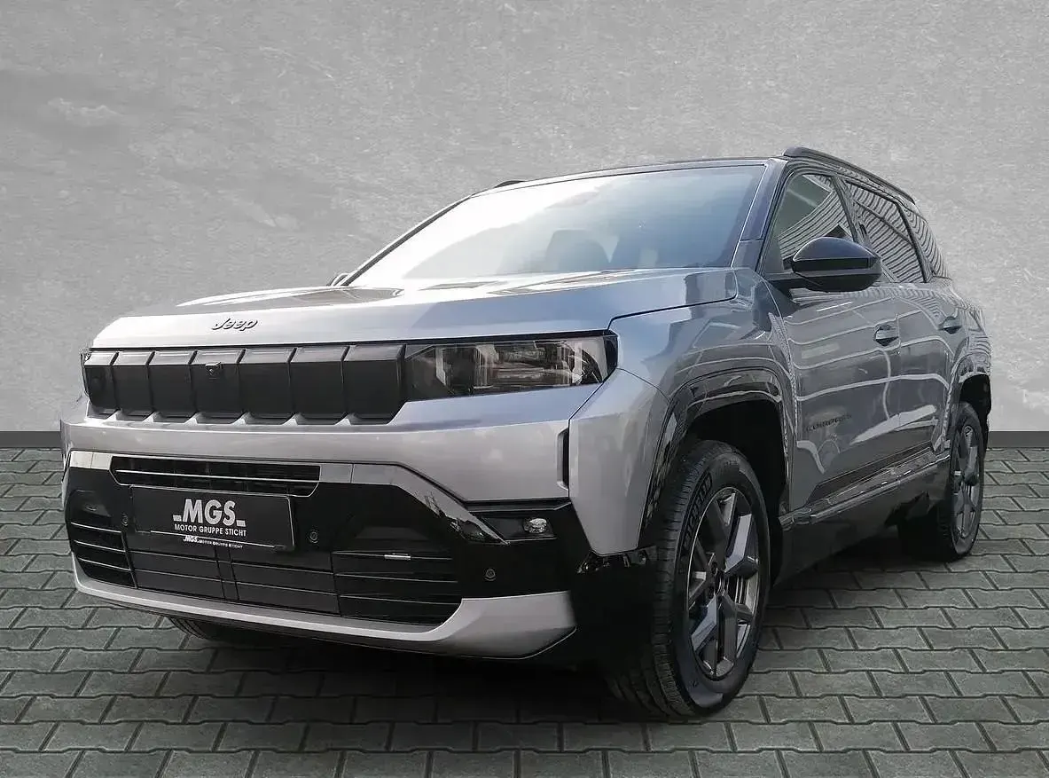 Käytetty Jeep Compass 156 kW (213 HP) 2026 Musta Katumaasturi