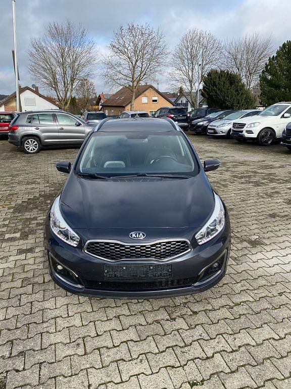 Gebraucht 2017 Kia Ceed Sportswagon Spirit Kombi | 6.450 € (Guter Preis) - Bild 1/4