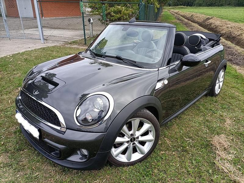 Grau Gebraucht 2011 Mini Cooper S Cabriolet Cabrio | 11.990 € (Fairer Preis) - Bild 1/4