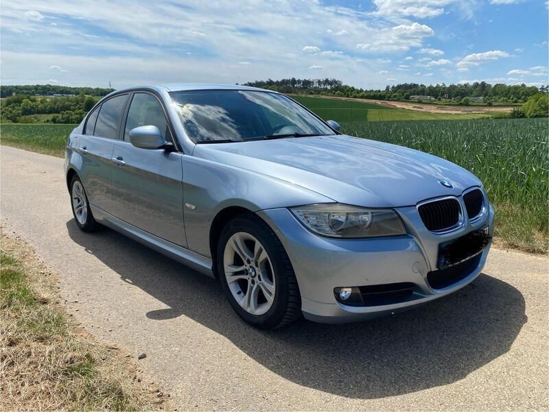 Blau Gebraucht 2008 BMW 318 Limousine | 5.900 € (Etwas zu teuer) - Bild 1/4