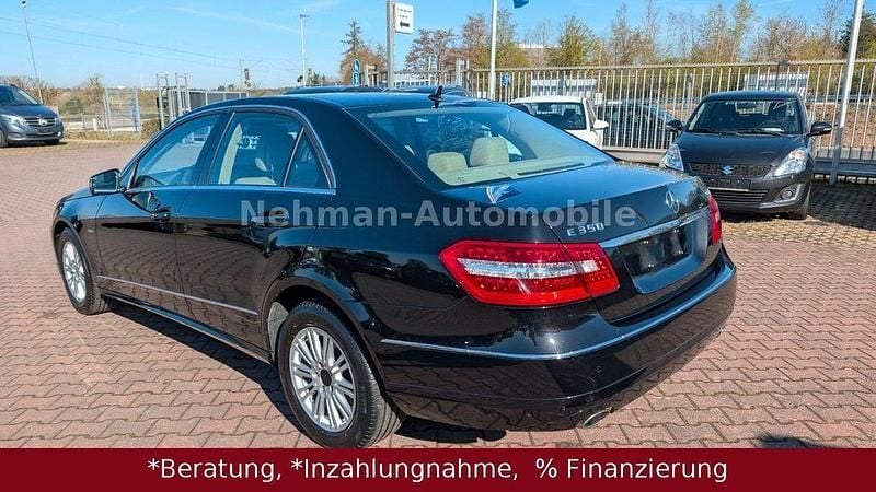 Gebraucht Mercedes E350 292 PS (214 kW) 2010 Schwarz Limousine