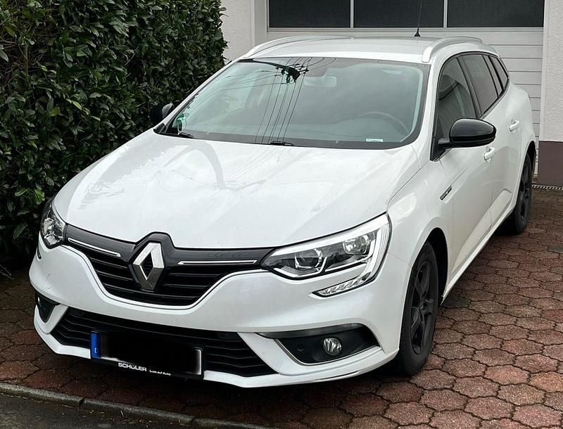 Gebraucht Renault Mégane GrandTour LIMITED 140 PS (102 kW) 2019 Weiß Kombi