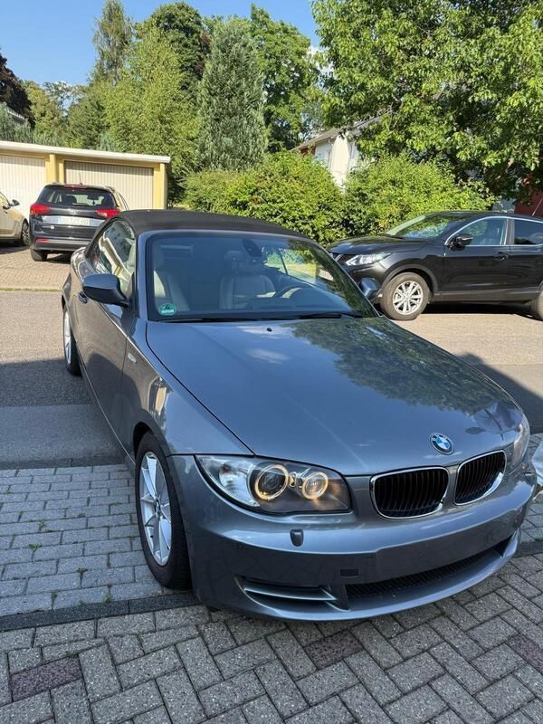 Grau Gebraucht 2011 BMW 118 Cabriolet Cabrio | 10.500 € - Bild 1/4