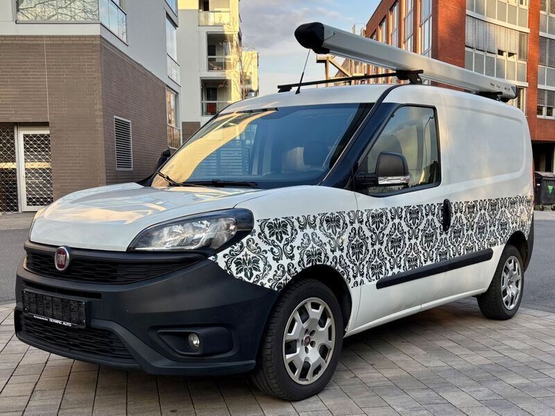 Weiß Gebraucht 2019 Fiat Doblò Van / Kleinbus | 9.799 € (Guter Preis) - Bild 1/4