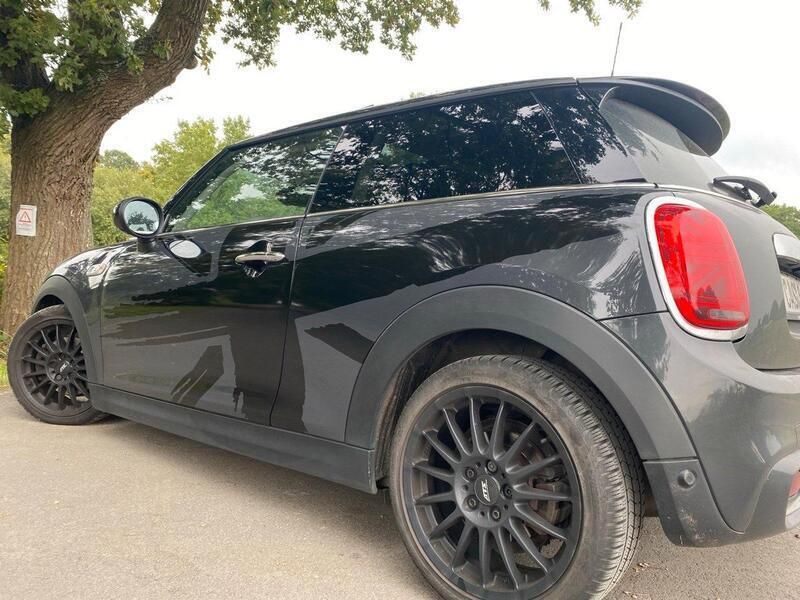 Grau Gebraucht 2017 Mini Cooper S Kleinwagen | 17.500 € (Fairer Preis) - Bild 1/4