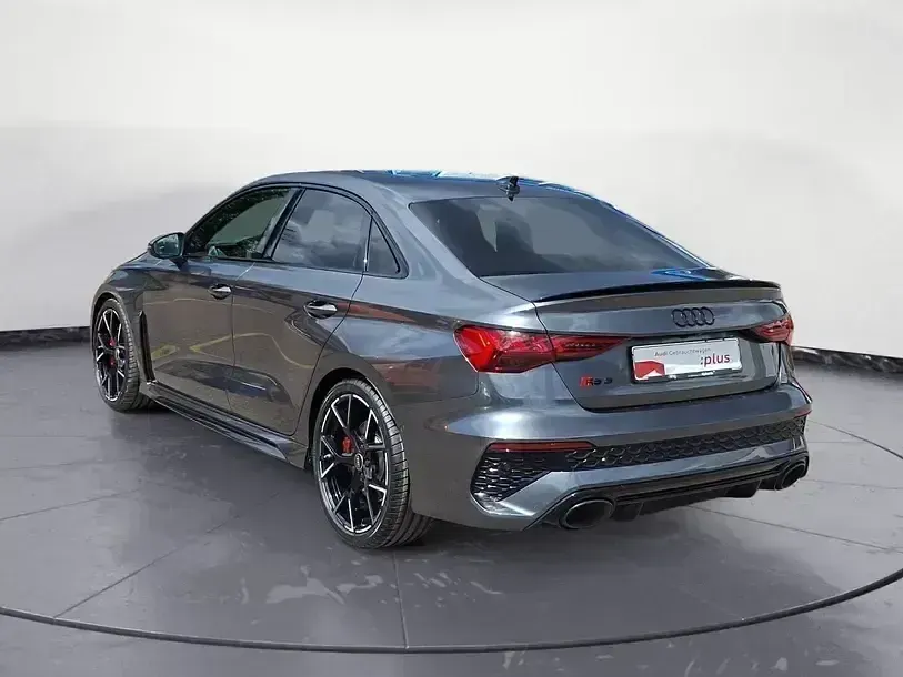 Gebraucht Audi RS3 Sport 400 PS (294 kW) 2024 Grau Limousine