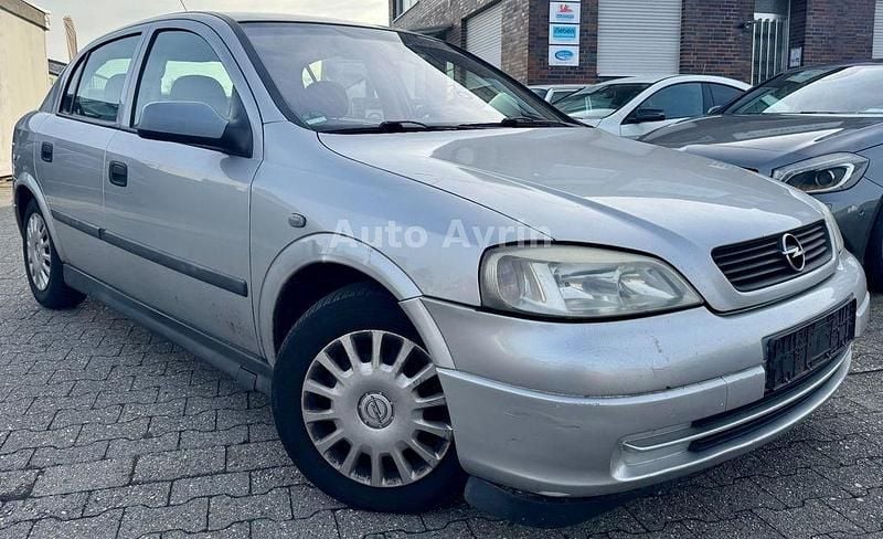 Gebraucht Opel Astra Elegance 101 PS (74 kW) 2001 Silber Limousine