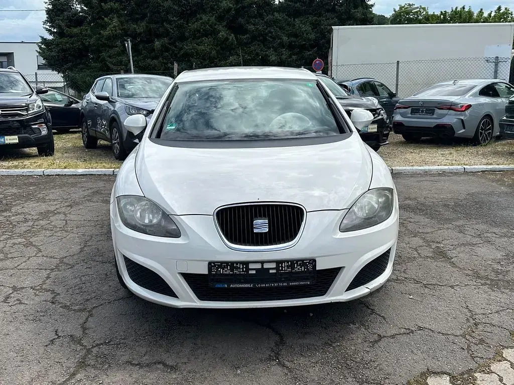 Gebraucht Seat Leon Reference 125 PS (91 kW) 2010 Weiß Kleinwagen