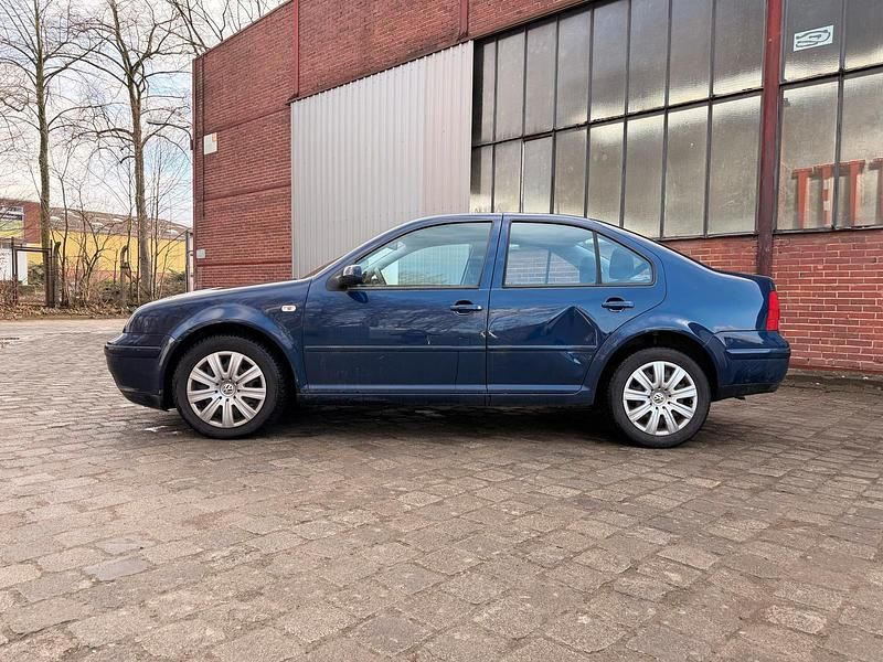 Gebraucht VW Bora 1999 Blau Limousine