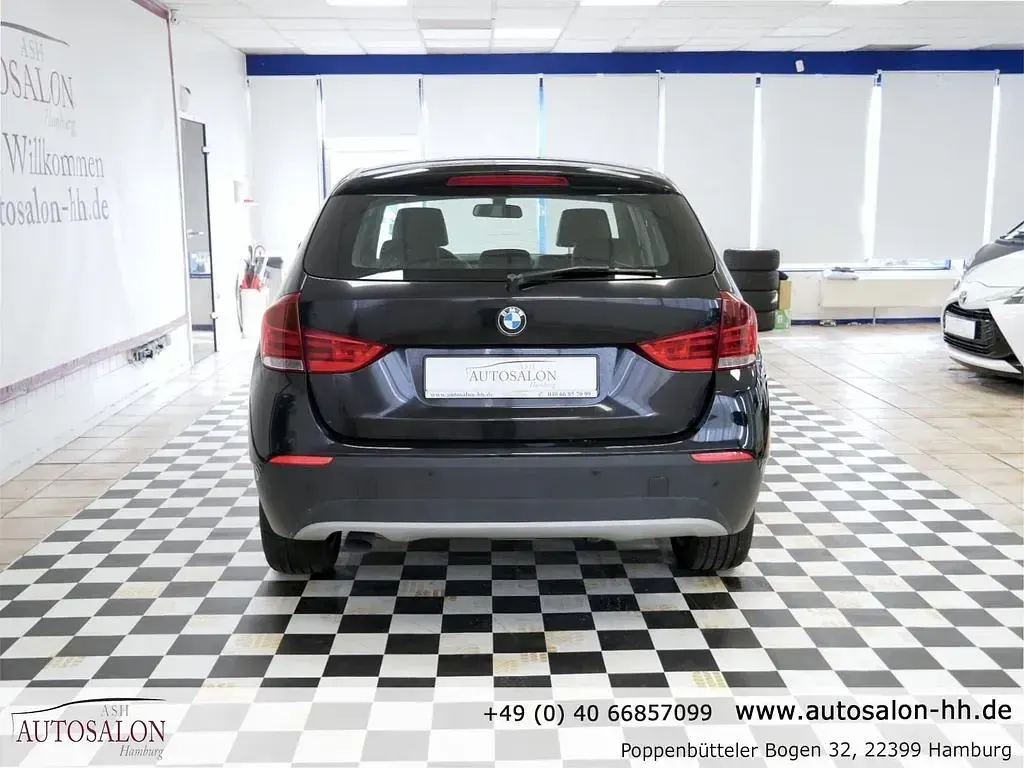 Gebraucht BMW X1 Sport Line 177 PS (130 kW) 2011 Schwarz SUV
