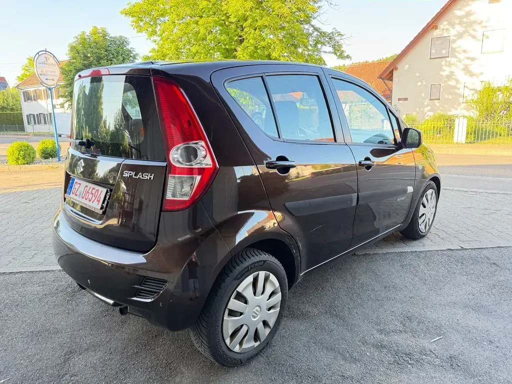 Gebraucht Suzuki Splash Active+ 94 PS (69 kW) 2014 Braun Kleinwagen