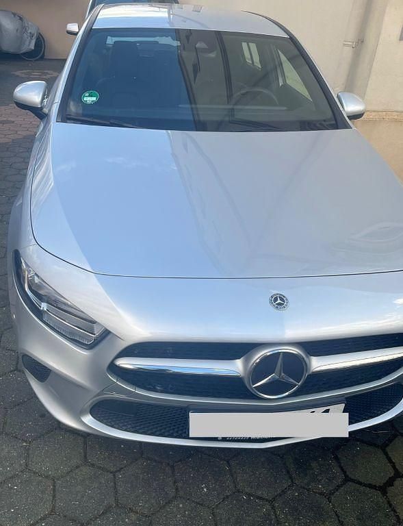 Gebraucht Mercedes A250 224 PS (164 kW) 2017 Silber Limousine