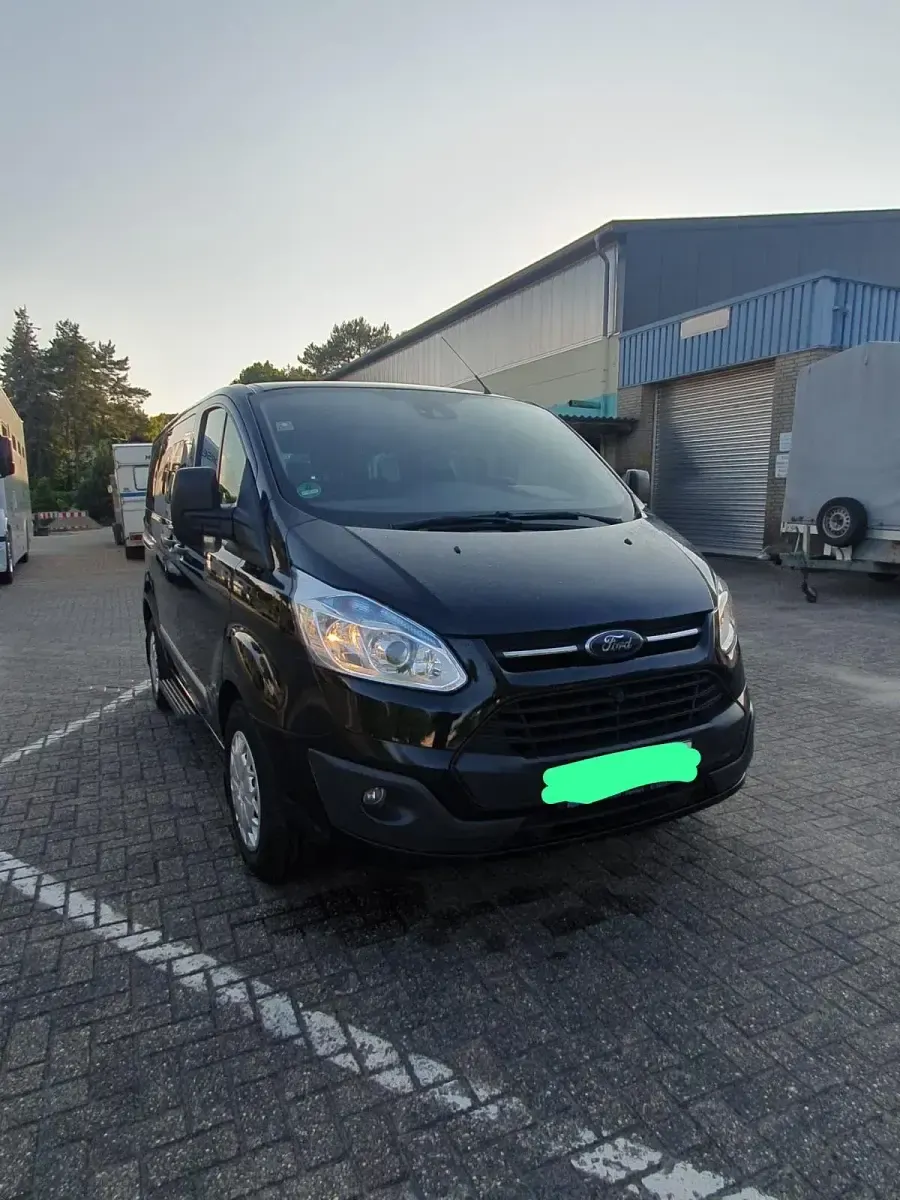 Gebraucht Ford Tourneo 155 PS (114 kW) 2014 Schwarz Van / Kleinbus