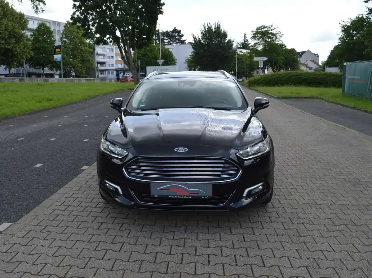Gebraucht Ford Mondeo Titanium 150 PS (110 kW) 2017 Schwarz Kombi