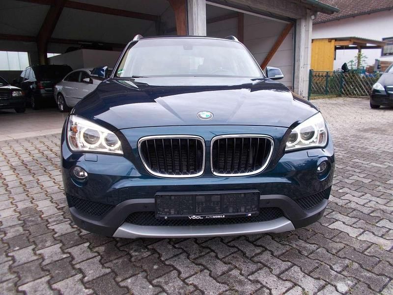 Midnight blue metallic Gebraucht 2013 BMW X1 SUV | 8.950 € (Guter Preis) - Bild 1/4