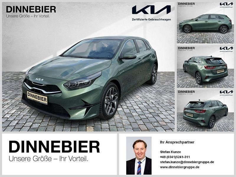 Grün (metallic) Gebraucht 2023 Kia Ceed Spirit Limousine | 22.890 € (Guter Preis) - Bild 1/1