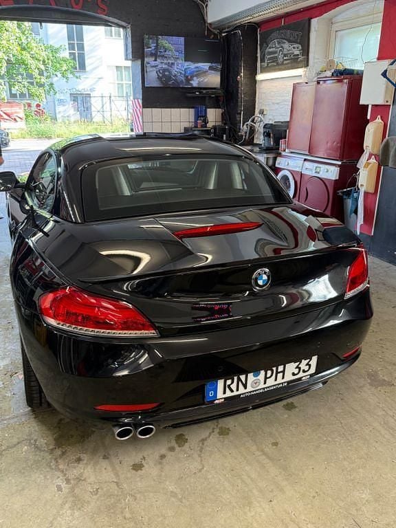 Gebraucht BMW Z4 Performance 184 PS (135 kW) 2012 Schwarz Cabrio