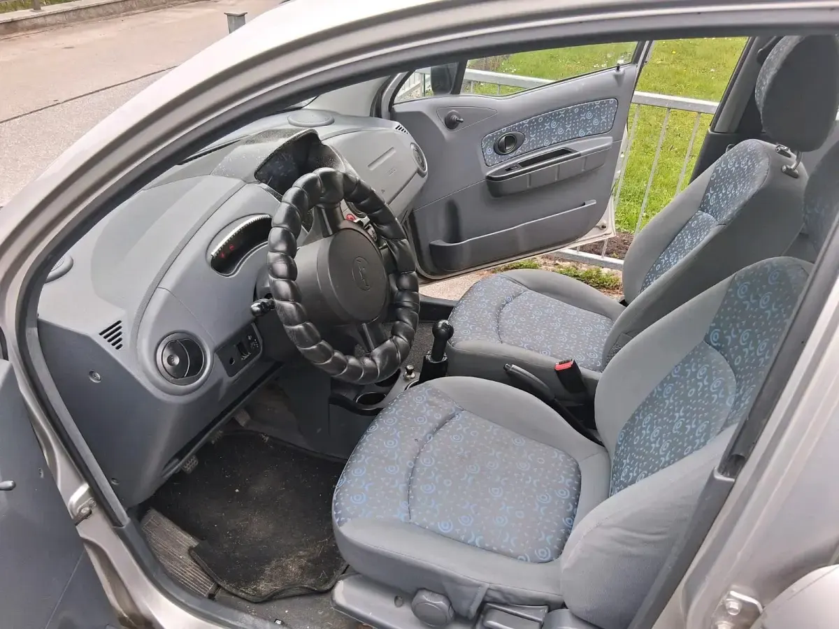 Gebraucht Chevrolet Matiz 67 PS (49 kW) 2007 Silber Kleinwagen