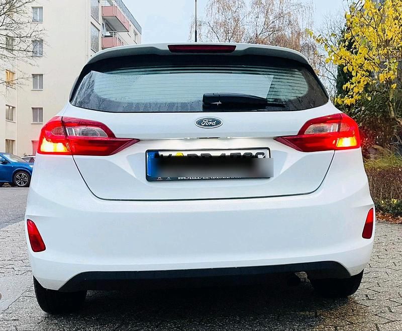 Gebraucht Ford Fiesta 86 PS (63 kW) 2019 Weiß Kleinwagen